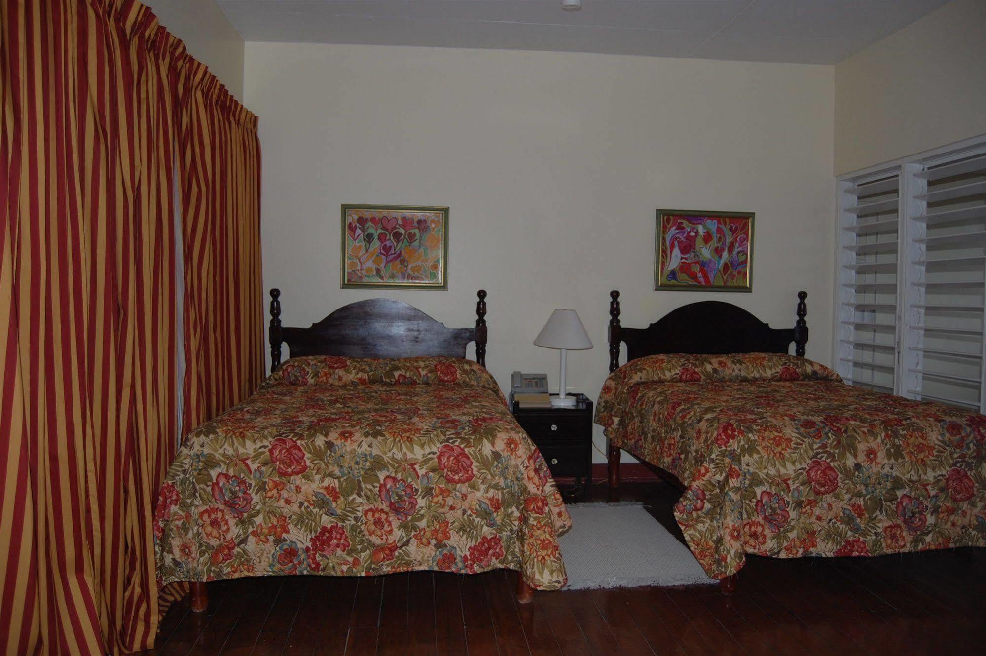 Inn At Shaw Park Gardens & Waterfalls Ότσο Ρίος Εξωτερικό φωτογραφία